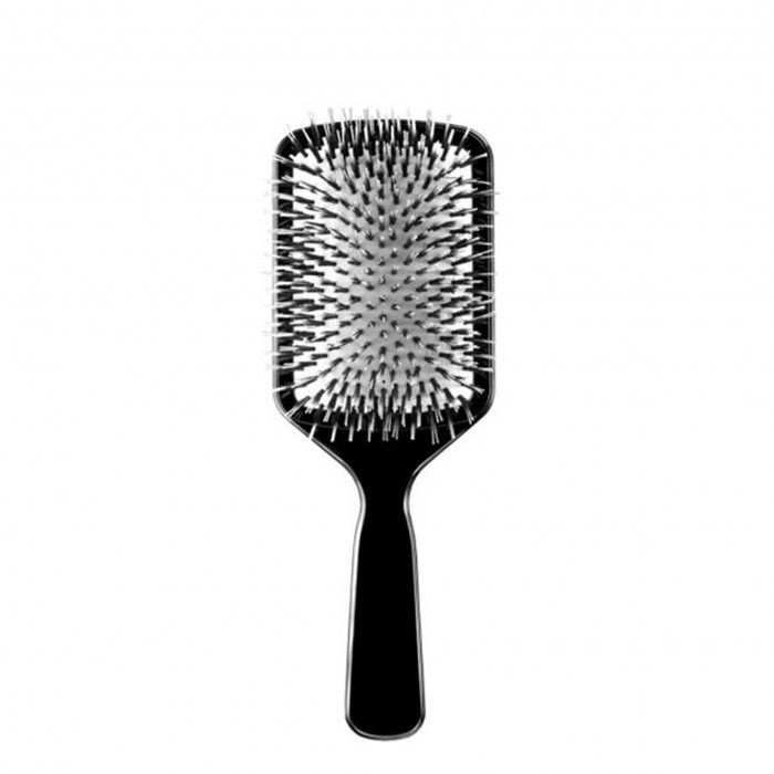 Shu Uemura Paddle Brush